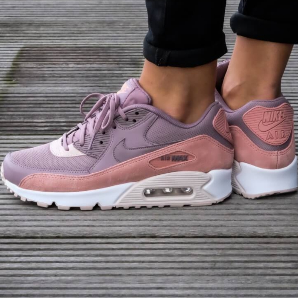 Nike Air Max 90  Nike Air Max 90  Nike Air Max 90